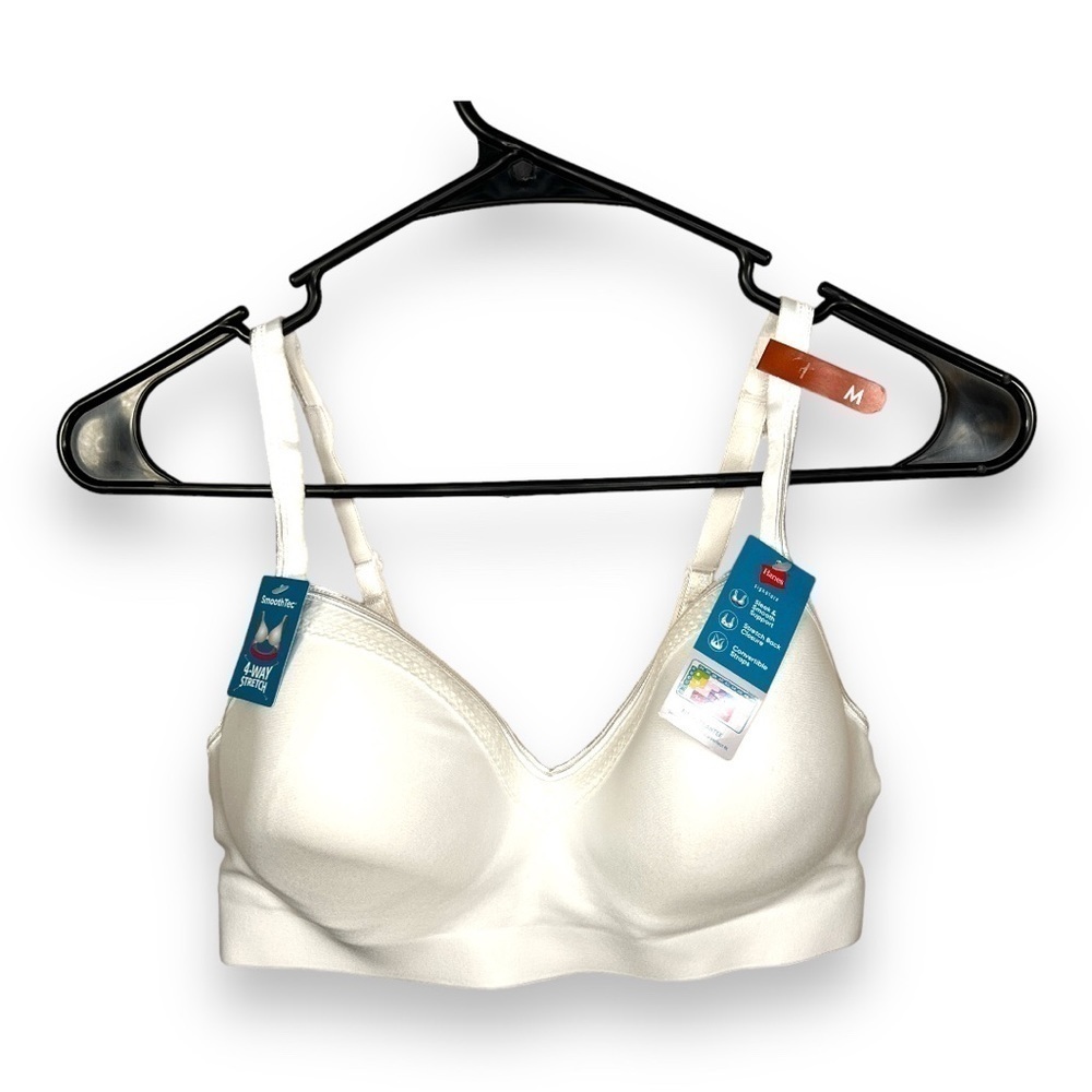 MEDIUM NEW HANES WHITE BRA LINED WIREFREE SOFT STRETCH COMFORTABLE